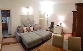Rávágy Apartman